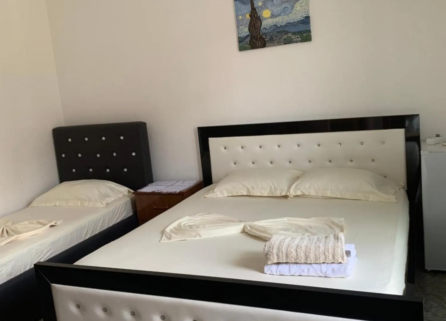 Serenade Beach Durrës Pensjonat